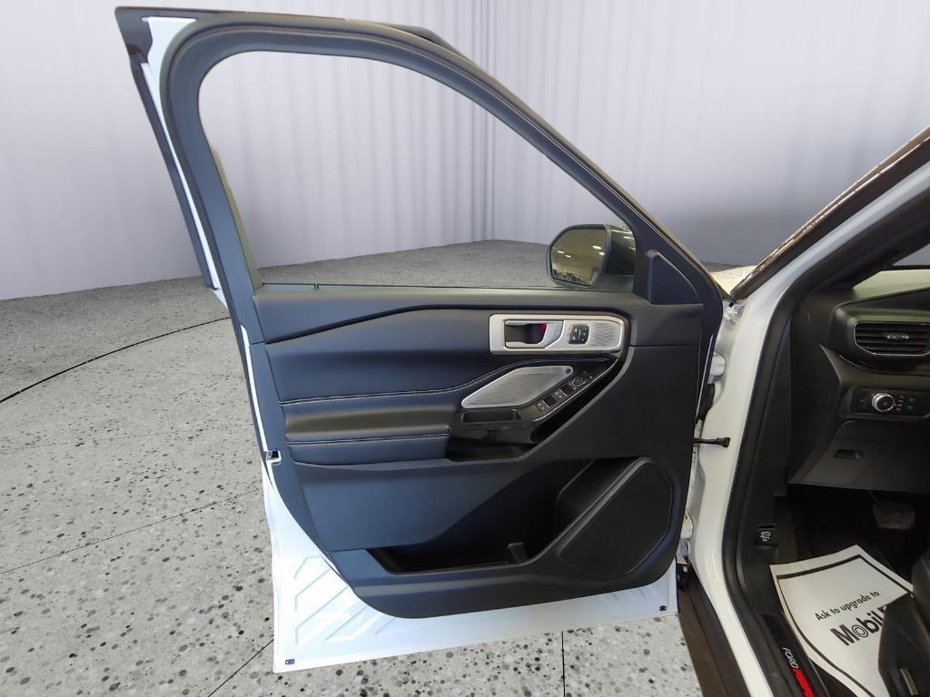 used 2022 Ford Explorer car, priced at $41,500