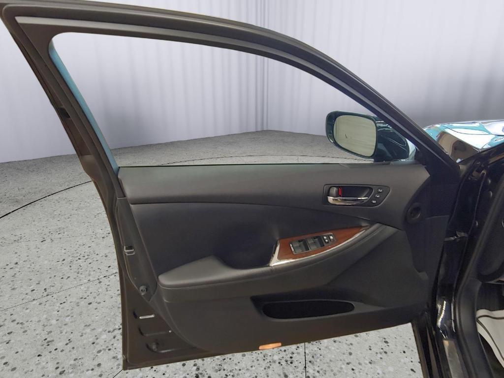 used 2011 Lexus ES 350 car, priced at $12,500