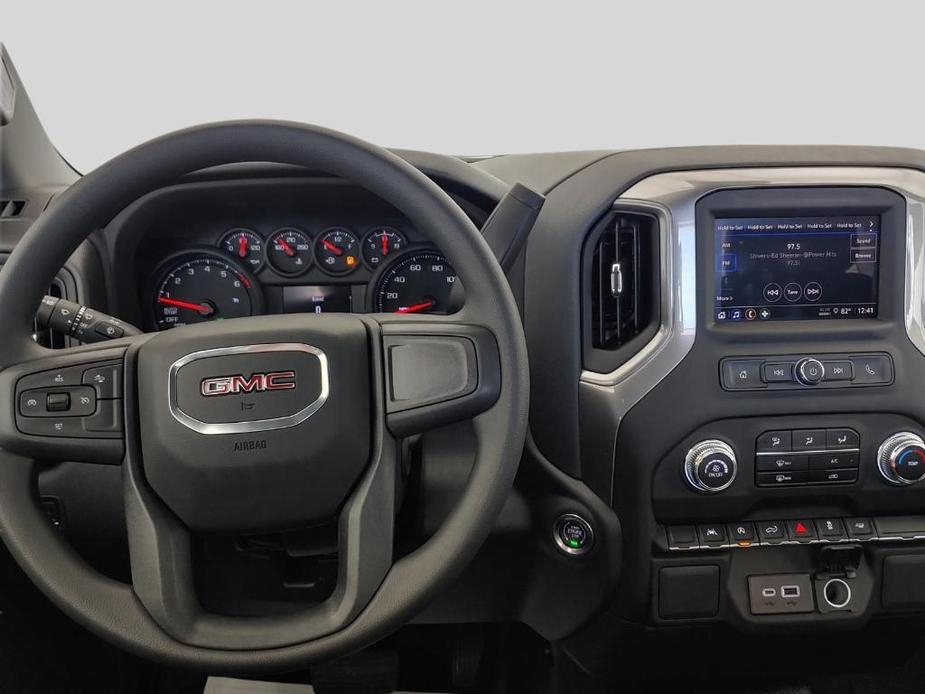 new 2025 GMC Sierra 1500 car, priced at $40,819