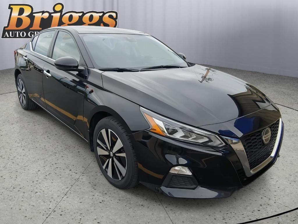 used 2021 Nissan Altima car, priced at $22,900