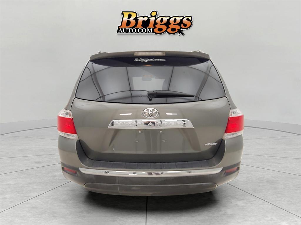 used 2012 Toyota Highlander car, priced at $15,900