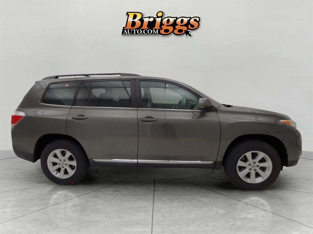 used 2012 Toyota Highlander car, priced at $15,900