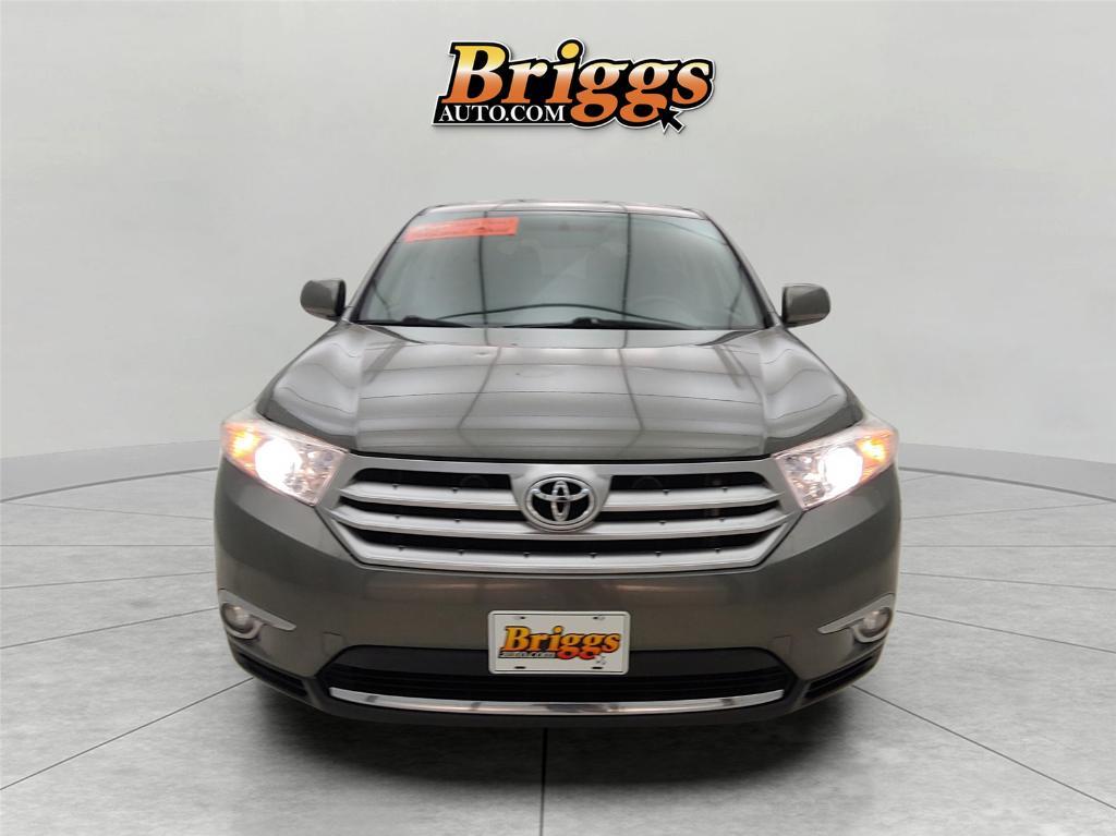 used 2012 Toyota Highlander car, priced at $15,900