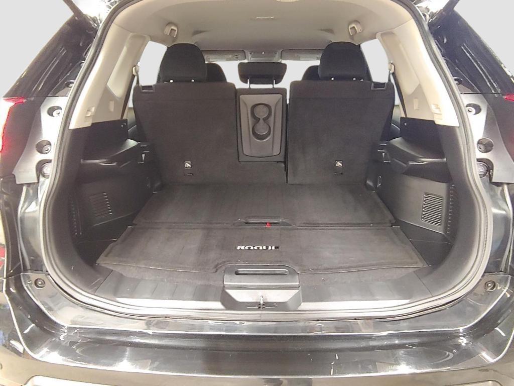used 2020 Nissan Rogue car, priced at $21,900