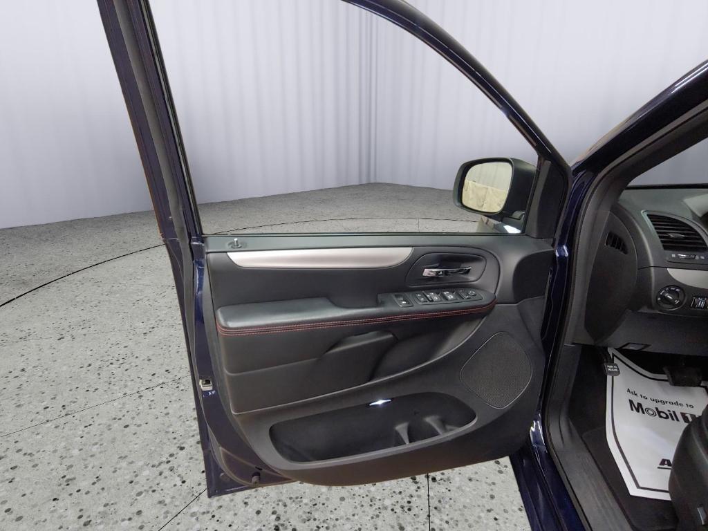 used 2014 Dodge Grand Caravan car, priced at $7,795