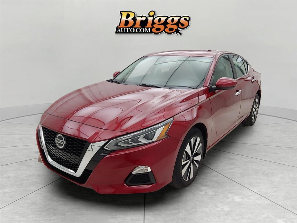 used 2022 Nissan Altima car, priced at $24,900