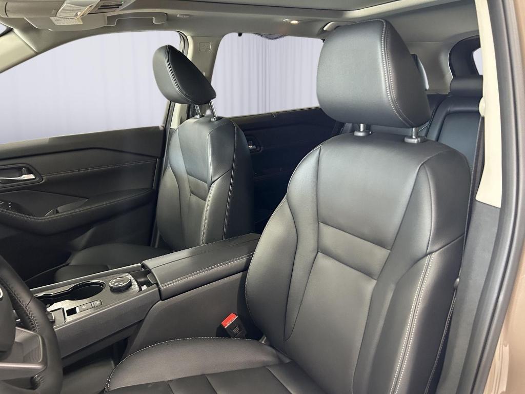new 2025 Nissan Rogue car, priced at $39,326