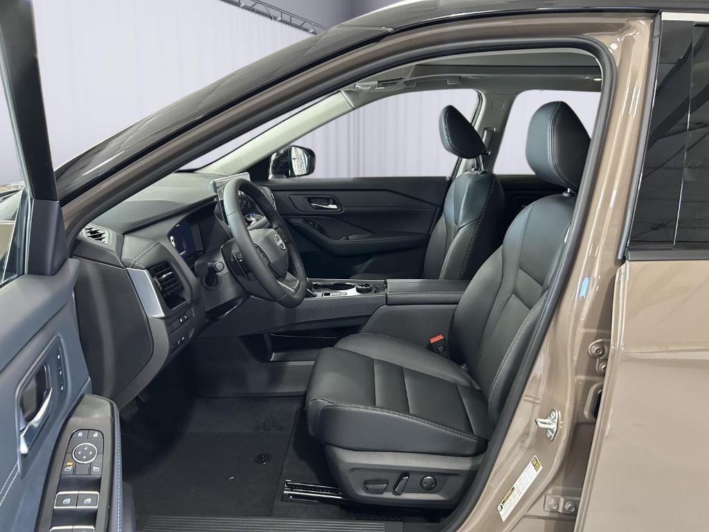 new 2025 Nissan Rogue car, priced at $39,326
