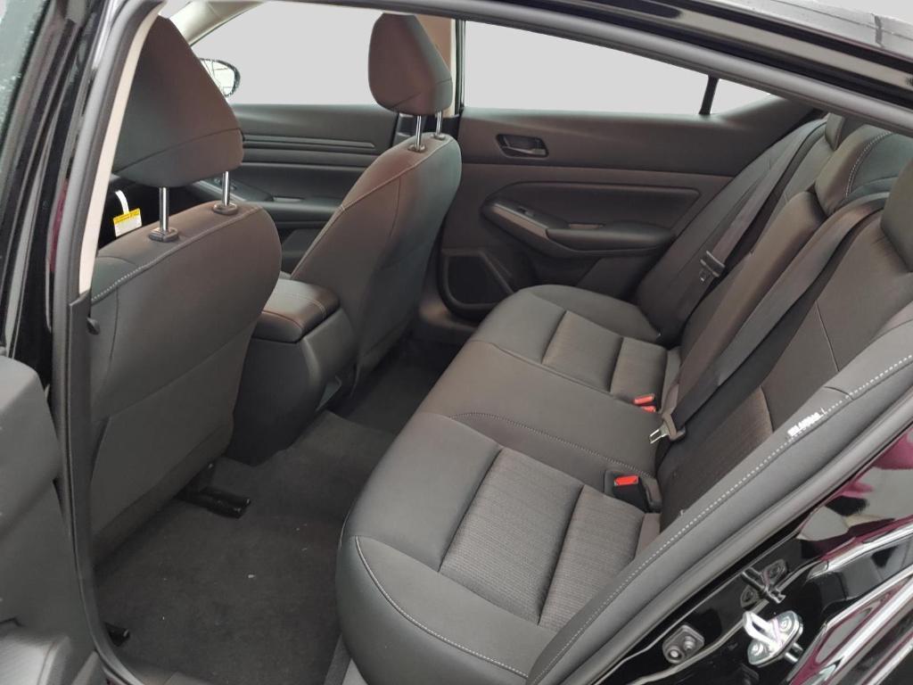 new 2025 Nissan Altima car