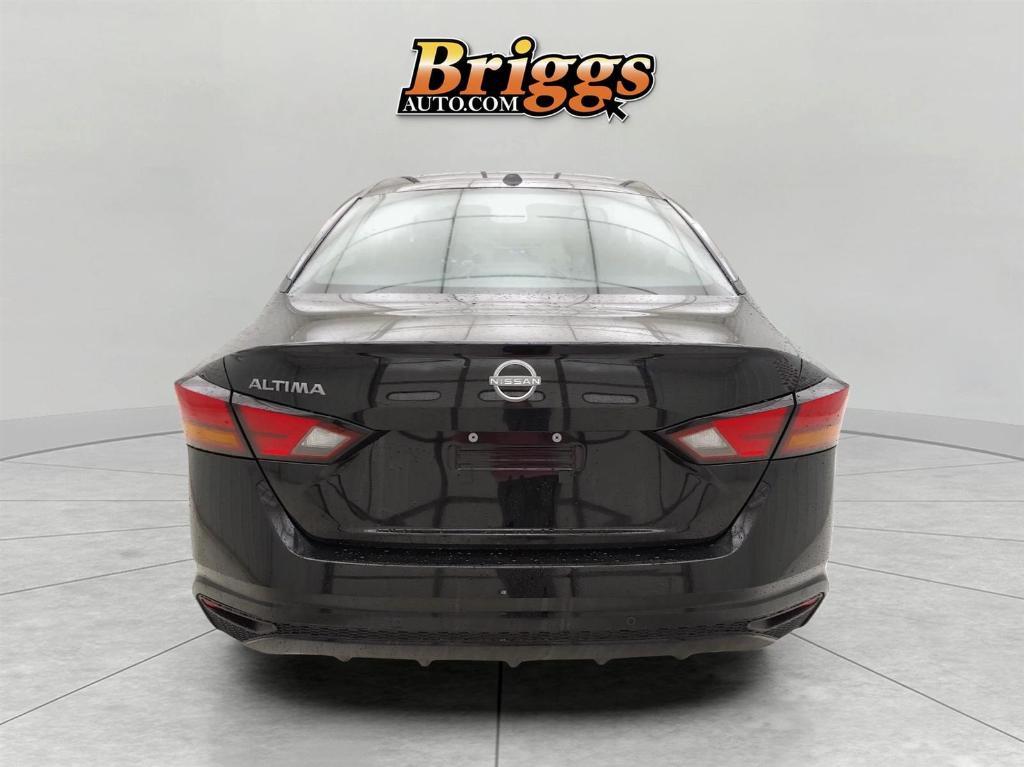 new 2025 Nissan Altima car