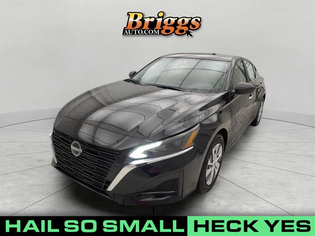 new 2025 Nissan Altima car