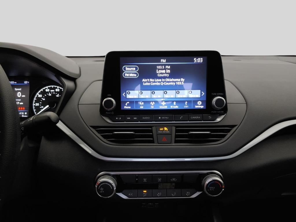 new 2025 Nissan Altima car
