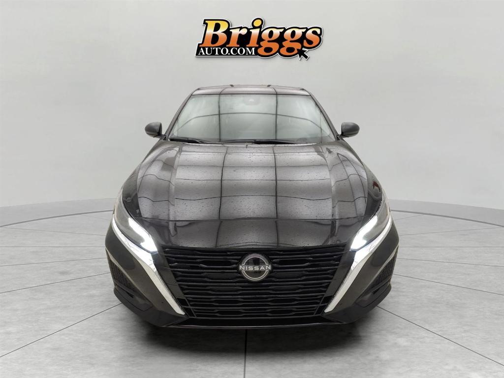 new 2025 Nissan Altima car