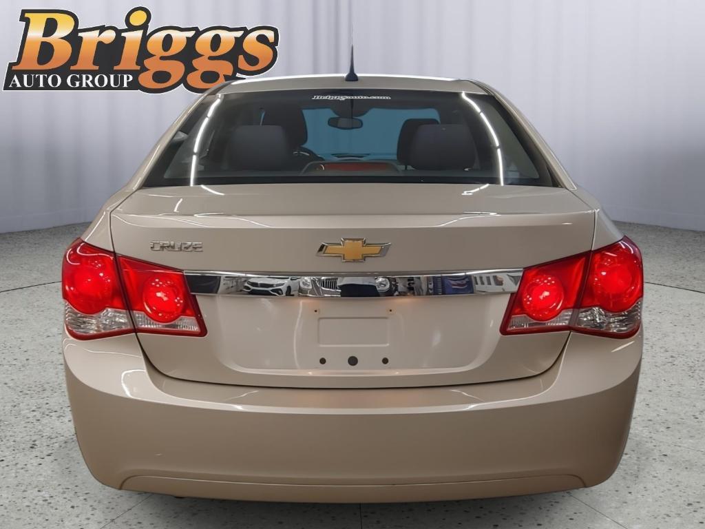 used 2014 Chevrolet Cruze car, priced at $7,500