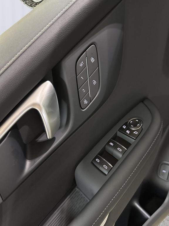 new 2025 Buick Enclave car, priced at $51,571