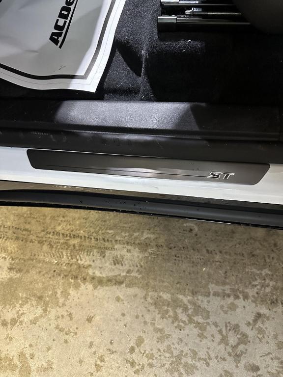 new 2025 Buick Enclave car, priced at $51,571