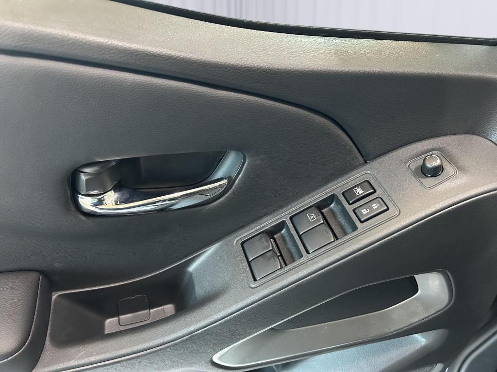 new 2025 Nissan Frontier car, priced at $35,682