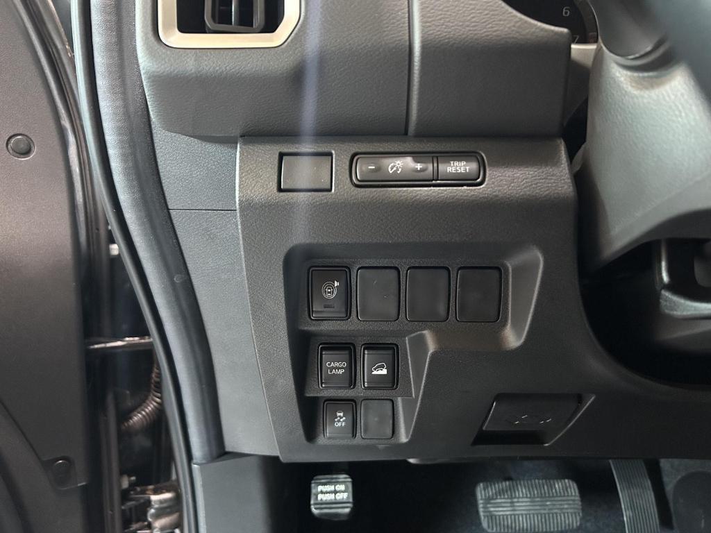 new 2025 Nissan Frontier car, priced at $35,682
