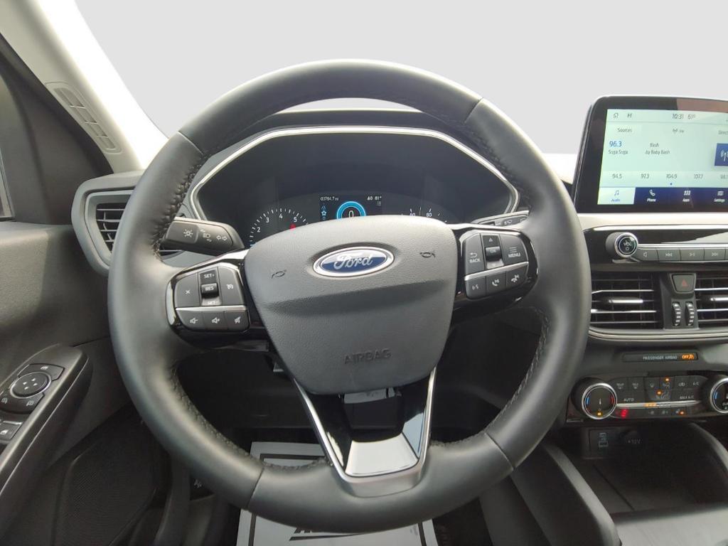 used 2022 Ford Escape car, priced at $23,995
