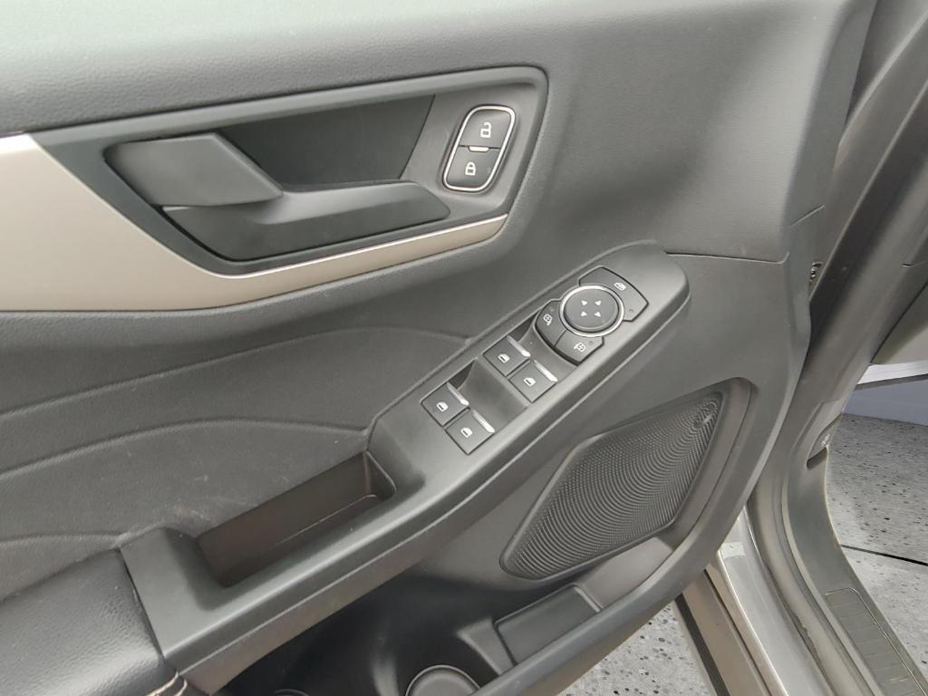 used 2022 Ford Escape car, priced at $23,995
