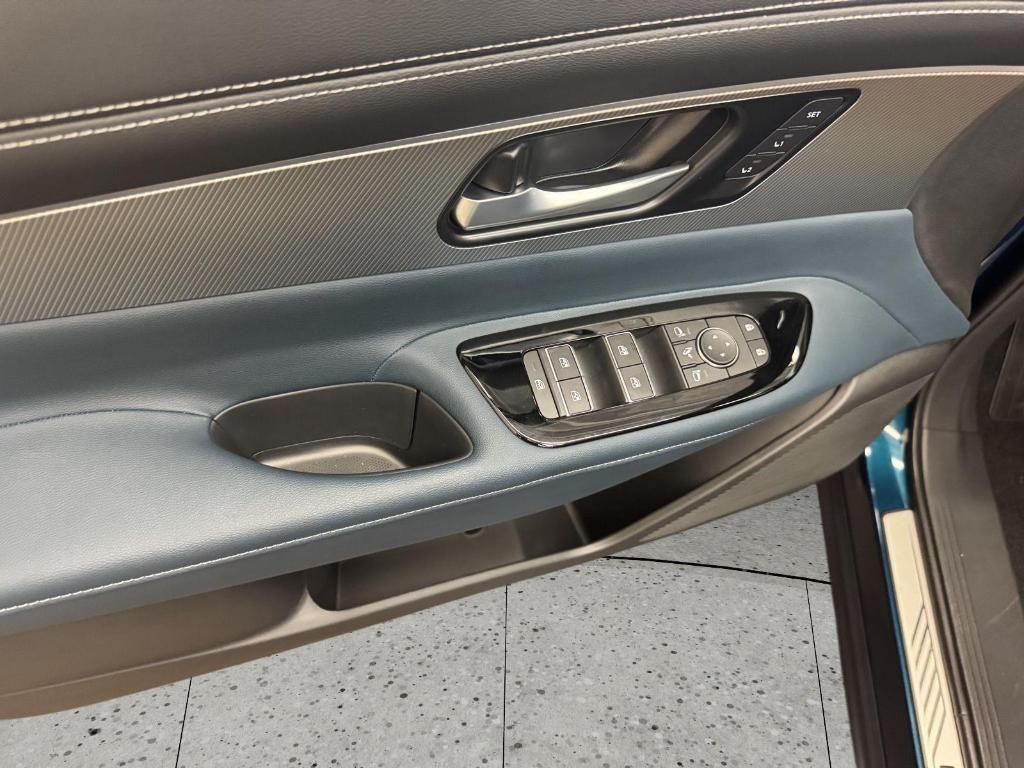 new 2025 Nissan Murano car, priced at $51,596
