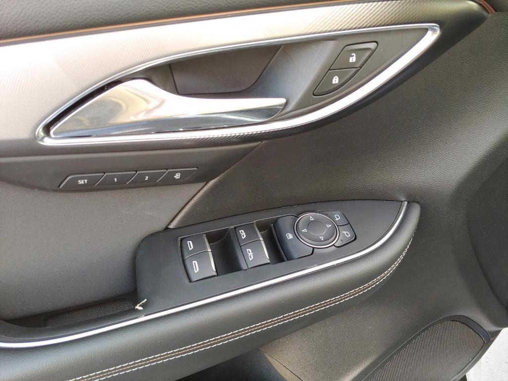 new 2025 Buick Envision car, priced at $40,799