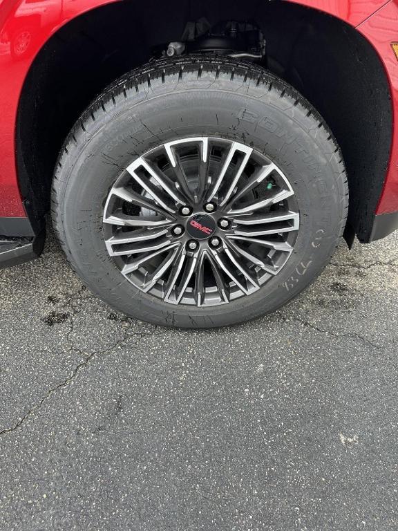 new 2025 GMC Yukon car, priced at $73,040