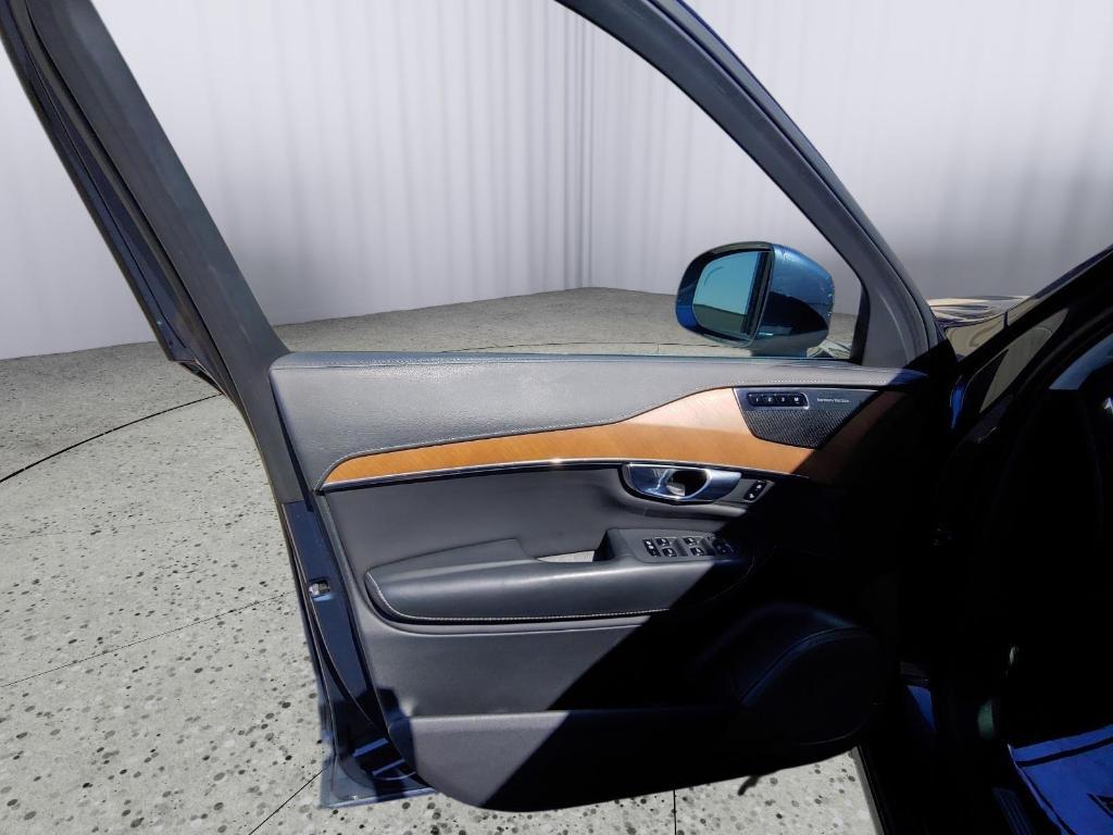 used 2020 Volvo XC90 car, priced at $22,995