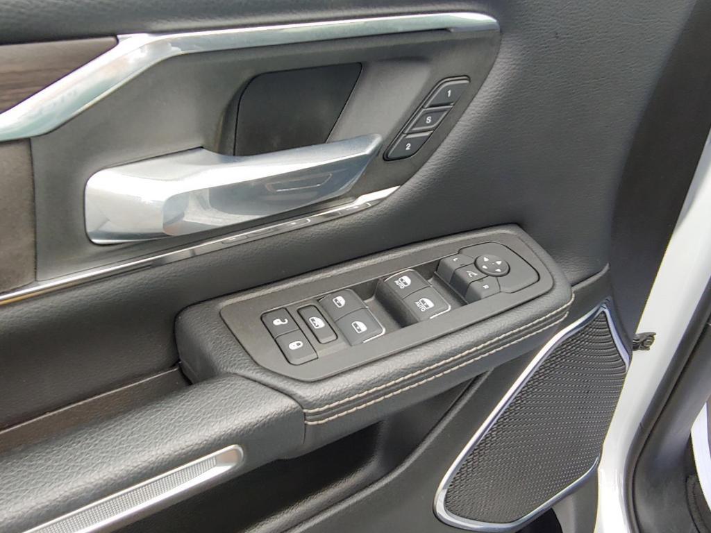 new 2025 Ram 1500 car