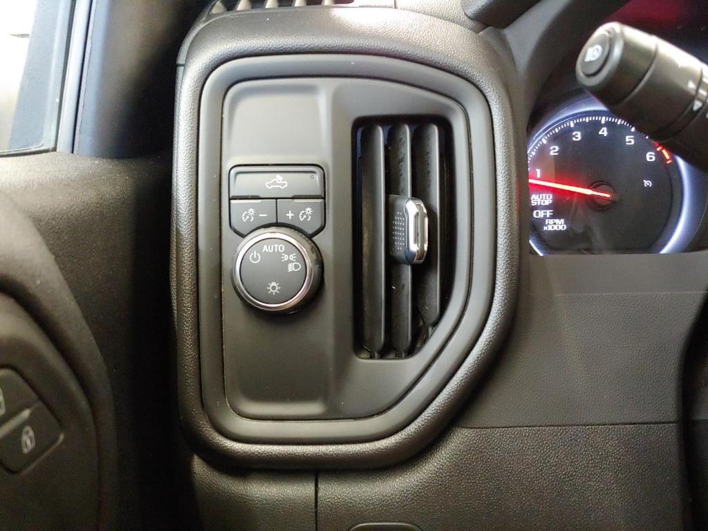 used 2022 Chevrolet Silverado 1500 car, priced at $25,900