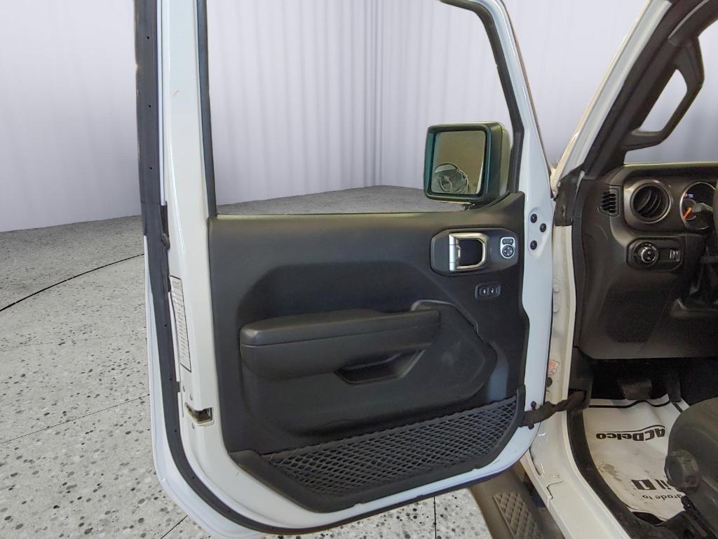 used 2023 Jeep Gladiator car, priced at $33,995