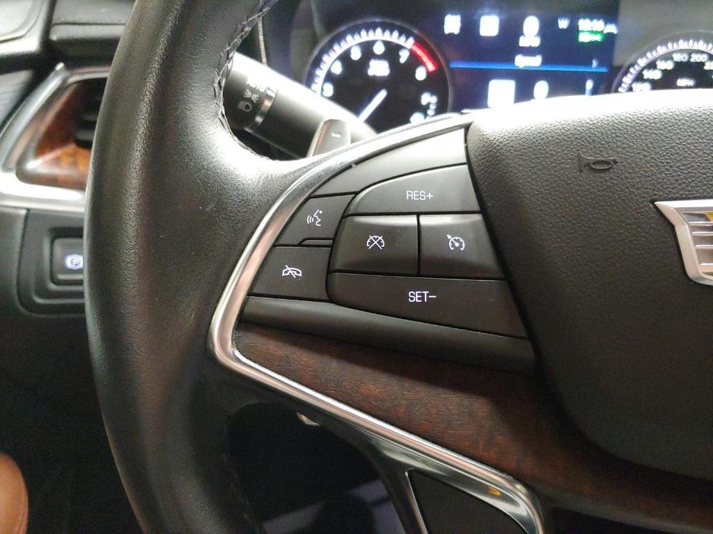 used 2023 Cadillac XT5 car, priced at $36,495