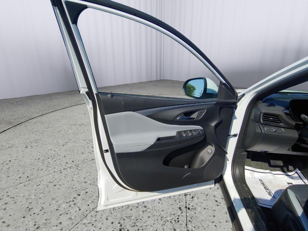 new 2026 Buick Envista car, priced at $25,675