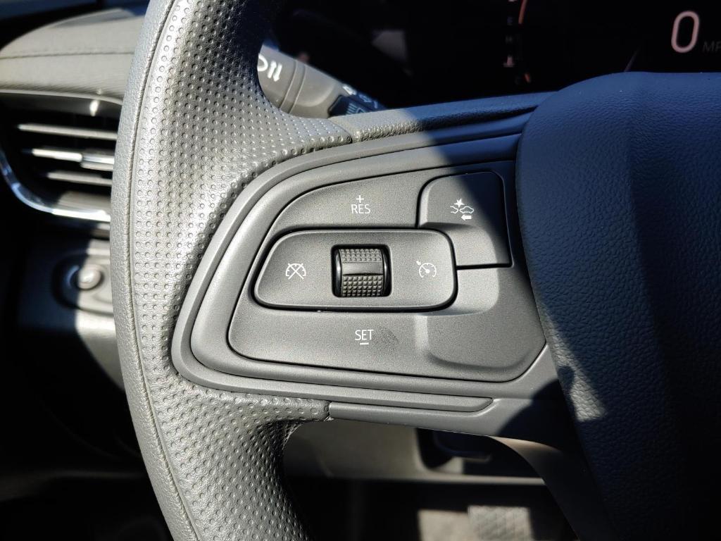 new 2026 Buick Envista car, priced at $25,675
