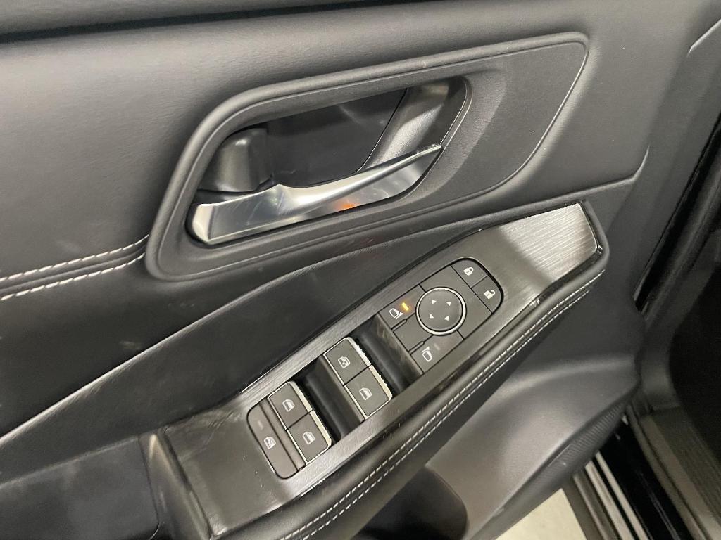 new 2025 Nissan Rogue car, priced at $37,800