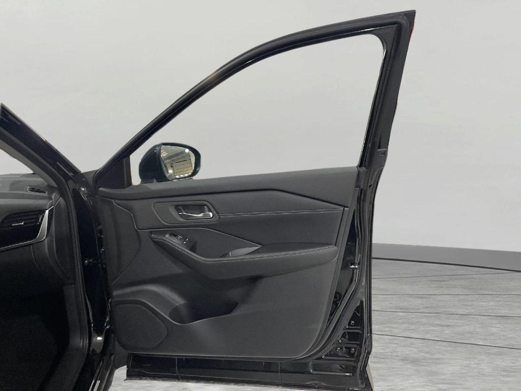 new 2025 Nissan Rogue car, priced at $37,800