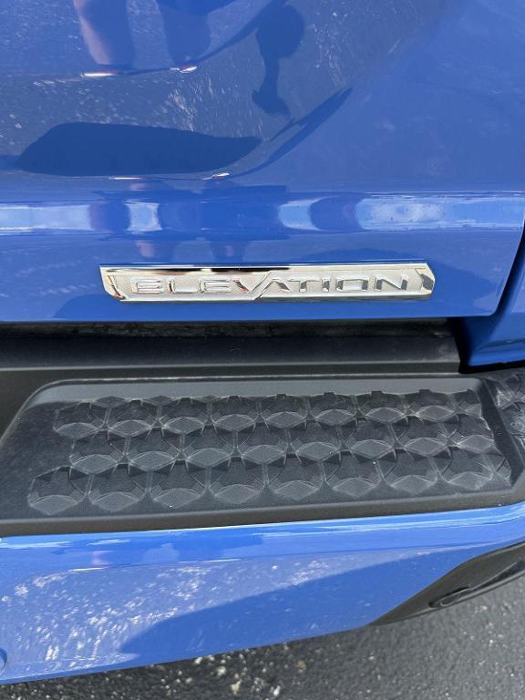 new 2025 GMC Canyon car, priced at $45,183