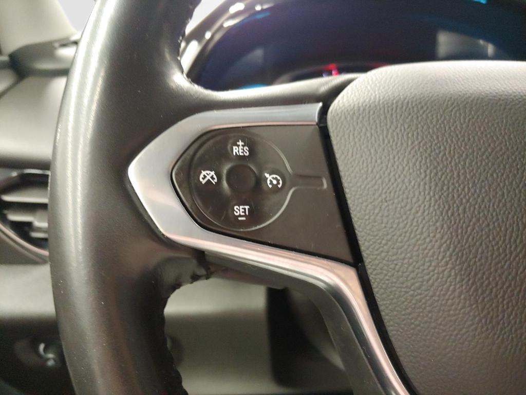 used 2021 Chevrolet Traverse car, priced at $23,900