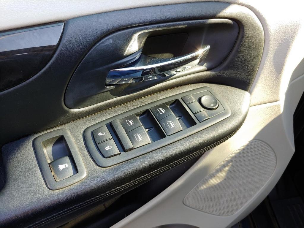 used 2013 Dodge Grand Caravan car, priced at $7,995