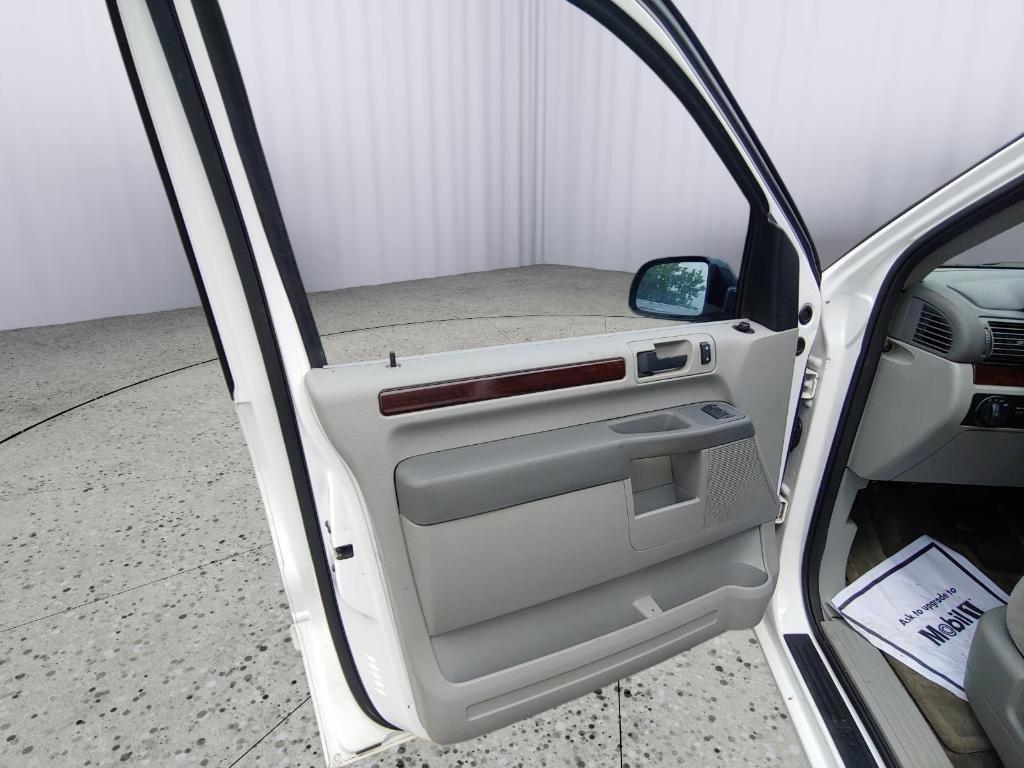 used 2006 Ford Freestar car, priced at $6,995