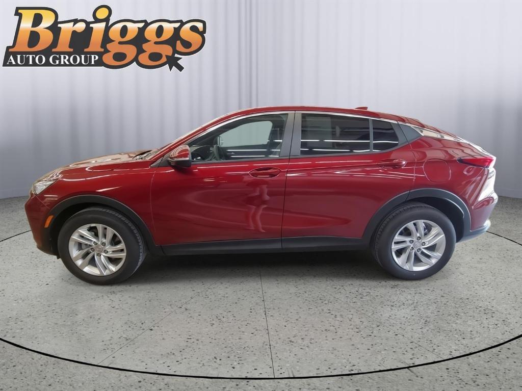 new 2025 Buick Envista car, priced at $22,974
