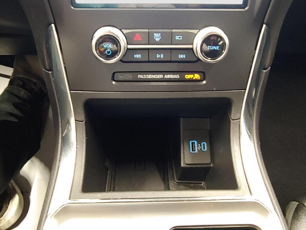used 2024 Ford Edge car, priced at $28,900