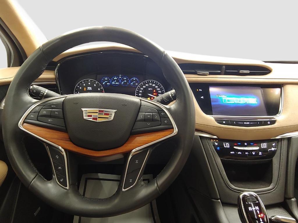 used 2017 Cadillac XT5 car, priced at $20,995