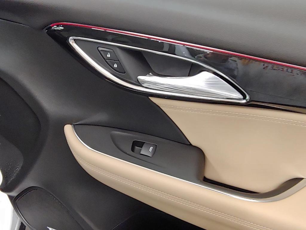 new 2025 Buick Envision car, priced at $36,600