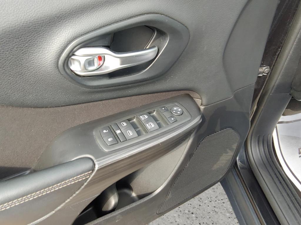 used 2014 Jeep Cherokee car, priced at $8,500
