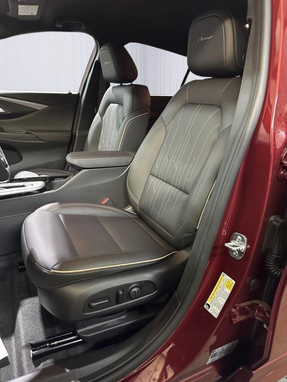 new 2025 Buick Envista car, priced at $29,903