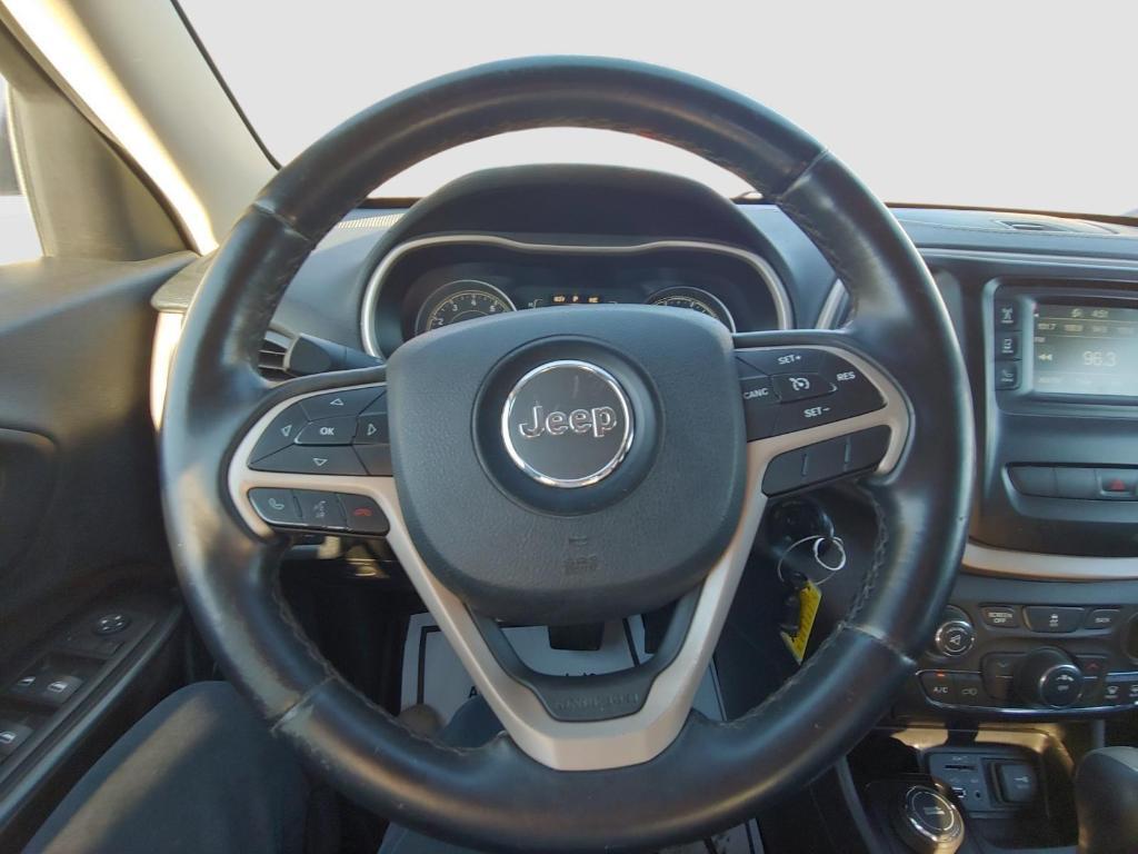 used 2014 Jeep Cherokee car, priced at $8,995