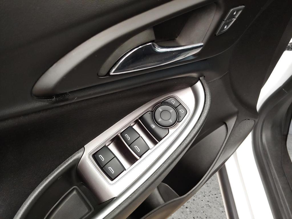 used 2023 Chevrolet Malibu car, priced at $17,900