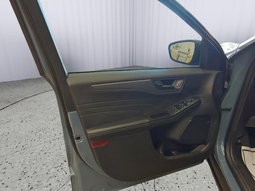 used 2025 Ford Escape car, priced at $26,500