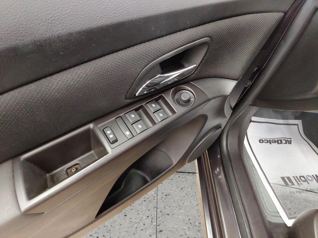 used 2015 Chevrolet Cruze car, priced at $6,295